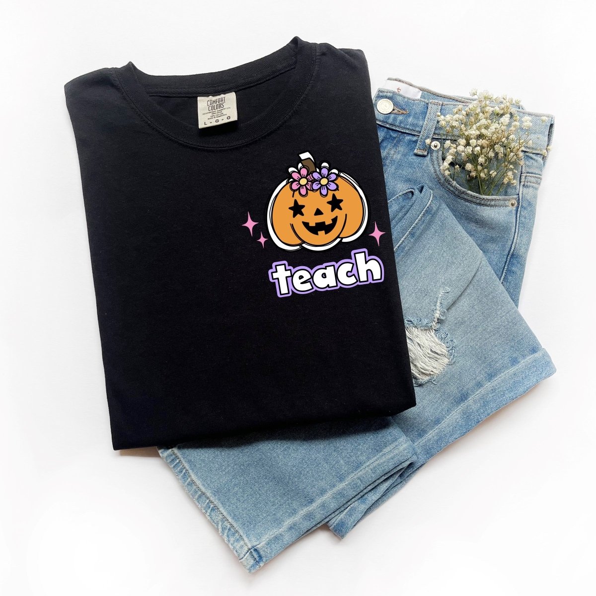 Pumpkin "Teach" Teacher T-Shirt | Halloween Teacher T-Shirt